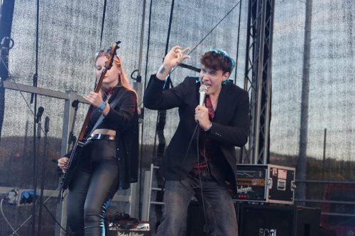 CC2I7586